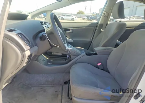 2010 Toyota Prius z USA, uszkodzony, nr VIN JTDKN3DU6A0137731